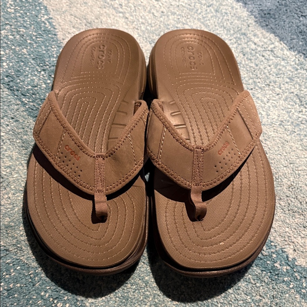 CROCS Iconic Comfort Men’s Flip Flops, Sz 11
